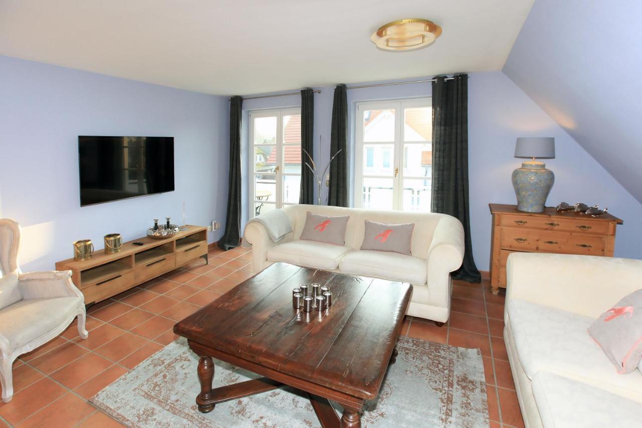 Apartment Im Blauen Haus Ahrenshoop